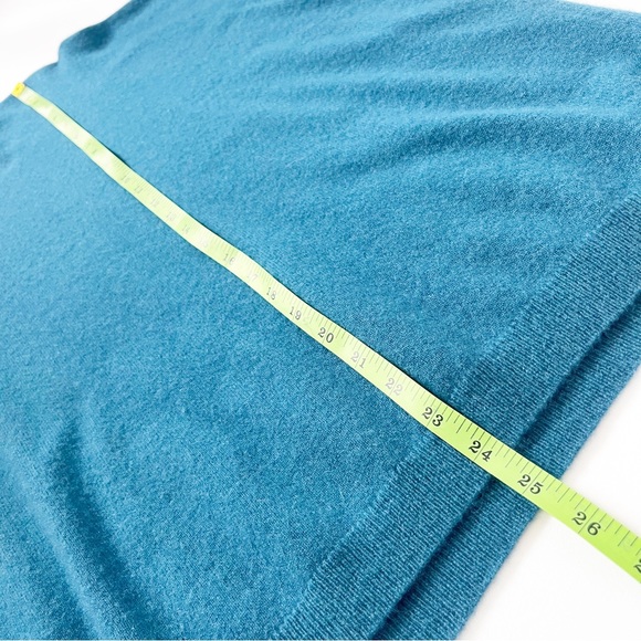 360 Cashmere 100% Cashmere Sweater - Picture 6 of 10